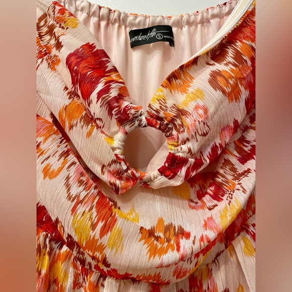 Vici strapless floral dress, size small. - Picture 3 of 5